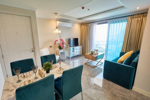 Apartamento de 2 dormitorios en Pattaya, Tailandia № 123253 - foto 2