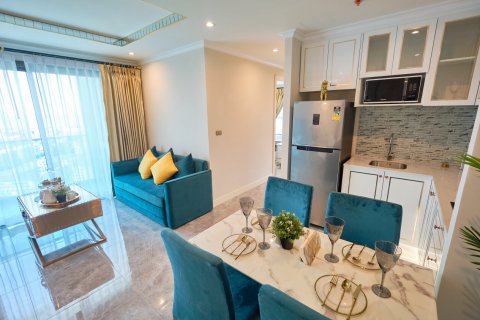 Apartamento de 2 dormitorios en Pattaya, Tailandia № 123253 - foto 9
