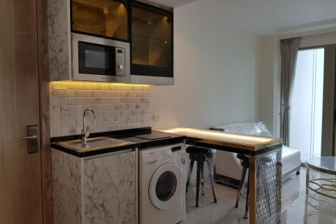 Квартира в Паттайе, Таиланд с 2 комнатами  № 123251 - фото 2