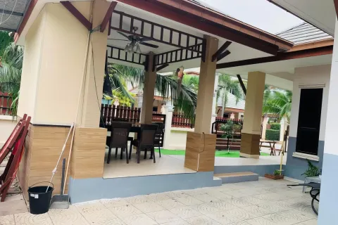 House in Pattaya, Thailand 3 bedrooms № 85099 - photo 10