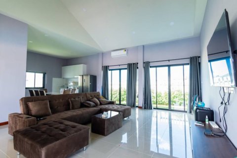 Villa in Hua Hin, Thailand 3 bedrooms № 104344 - photo 5