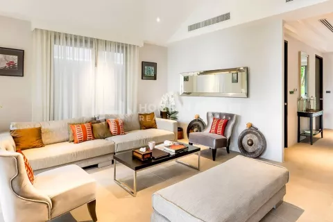 House in Phang Nga, Thailand 4 bedrooms № 130969 - photo 4