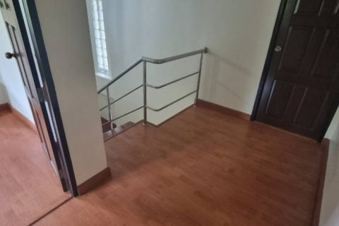 House in Pattaya, Thailand 4 bedrooms № 124540 - photo 9