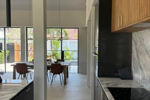 Villa in Rawai, Thailand 3 bedrooms № 119432 - photo 8