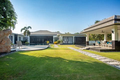 Дом в Хуа Хине, Таиланд с 6 спальнями  № 125117 - фото 7