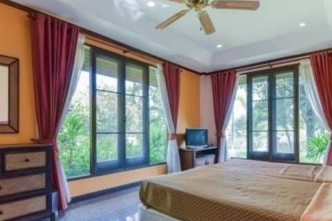 Вилла в Ча-аме, Таиланд с 4 спальнями  № 119473 - фото 5