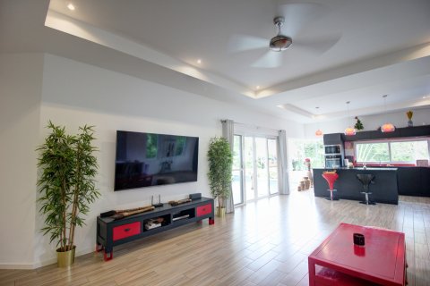 Дом в Хуа Хине, Таиланд с 4 спальнями  № 125279 - фото 14