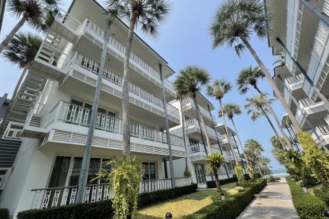 Condo in Hua Hin, Thailand, 2 bedrooms  № 125280 - photo 2