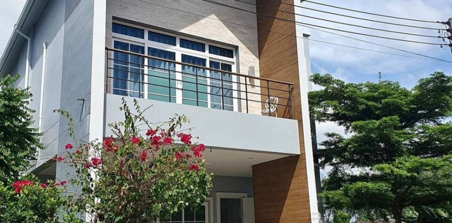 Villa à Chalong, Thaïlande 3 chambres № 100542