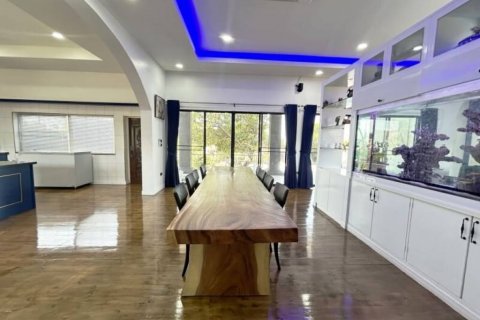 Вилла в Паттайе, Таиланд с 4 спальнями  № 100116 - фото 7