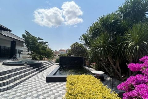 Вилла в Паттайе, Таиланд с 4 спальнями  № 100116 - фото 2