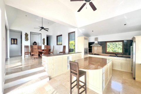 Villa in Ko Samui, Thailand 4 bedrooms № 100117 - photo 10
