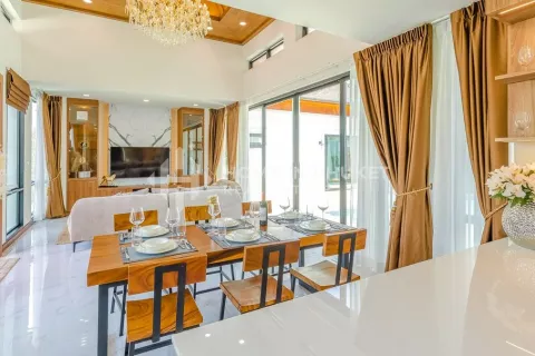 Дом в Чалонге, Таиланд с 4 спальнями  № 131126 - фото 6