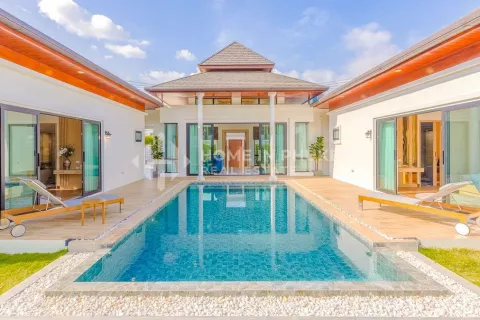 Дом в Чалонге, Таиланд с 4 спальнями  № 131126 - фото 1