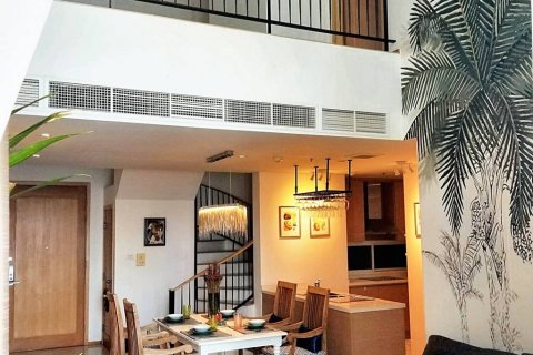 Duplex in Bangkok, Thailand 2 bedrooms № 85919 - photo 1