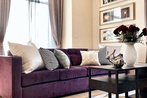 Condo à Bang Kapi, Bangkok, Thaïlande, 3 chambres  № 85920 - photo 2