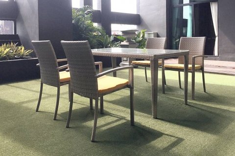 Condo à Bang Kapi, Bangkok, Thaïlande, 3 chambres  № 85920 - photo 9