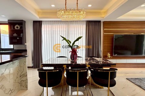 Studio on Jomtien Beach, Pattaya, Thailand № 125673 - photo 12