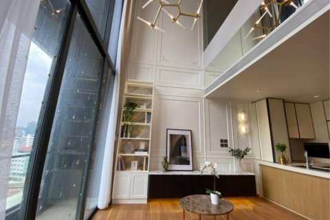 Condo in Khlong Toei, Bangkok, Thailand, 2 bedrooms № 123672 - photo 1