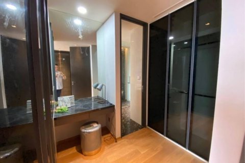 Condo in Khlong Toei, Bangkok, Thailand, 2 bedrooms № 123672 - photo 15