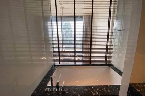 Condo in Khlong Toei, Bangkok, Thailand, 2 bedrooms № 123672 - photo 16