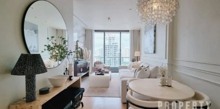 Condo in Khlong Toei, Bangkok, Thailand, 2 bedrooms  № 123673