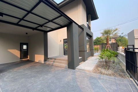 House in Chiang Mai, Thailand 3 bedrooms № 85261 - photo 2