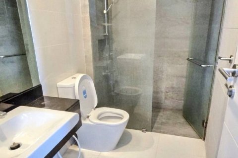 Condo in Bangkok, Thailand, 2 bedrooms  № 116004 - photo 10