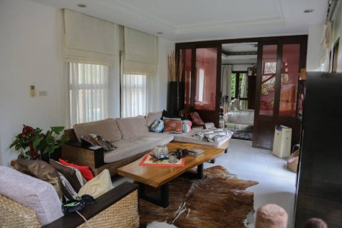 Villa in Pattaya, Thailand 3 bedrooms № 116006 - photo 3