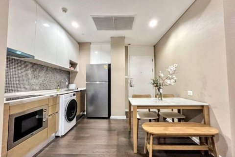 Condo in Bangkok, Thailand, 2 bedrooms  № 116007 - photo 8