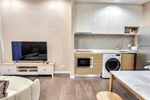 Condo in Bangkok, Thailand, 2 bedrooms  № 116007 - photo 6