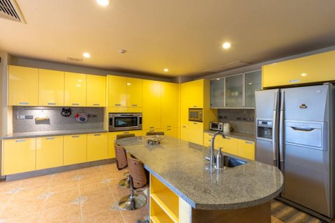 Вилла в Паклоке, Таиланд с 5 спальнями  № 116008 - фото 8