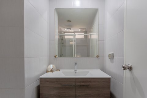 Condo in Bangkok, Thailand, 1 bedroom  № 143000 - photo 8