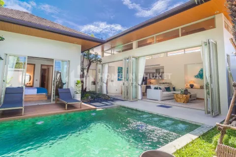 Дом в Пхукете, Таиланд с 3 спальнями  № 130951 - фото 1