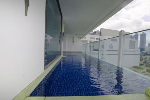 Кондоминиум с 2 спальнями в Бангкоке, Таиланд № 143537 - фото 9