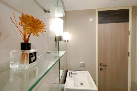 Condo à Bangkok, Thaïlande, 2 chambres  № 143539 - photo 12