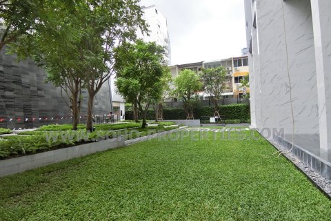 Condo à Bangkok, Thaïlande, 2 chambres  № 143540 - photo 22