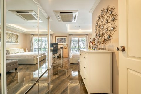 Кондоминиум с 3 спальнями в Бангкоке, Таиланд № 143538 - фото 6