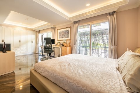 Кондоминиум с 3 спальнями в Бангкоке, Таиланд № 143538 - фото 8