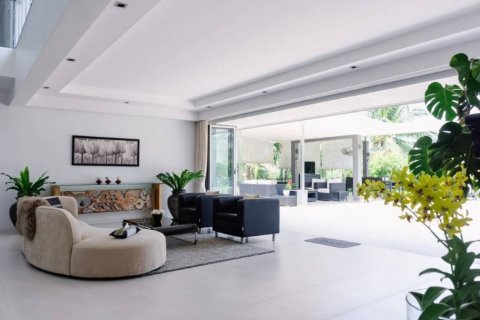 Villa in Cha-am, Thailand 6 bedrooms № 124398 - photo 4