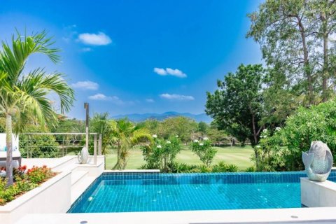 Villa in Cha-am, Thailand 6 bedrooms № 124398 - photo 2
