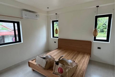 Villa in Surat Thani, Thailand 2 bedrooms № 124400 - photo 4