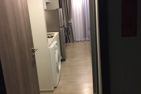 Condo in Bangkok, Thailand, 1 bedroom  № 132494 - photo 5