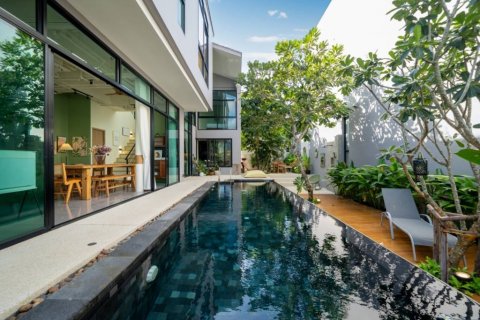 Villa in Bang Tao, Thailand 4 bedrooms № 132492 - photo 3