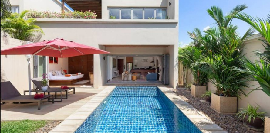 Villa in Bang Tao, Thailand 2 bedrooms № 132495