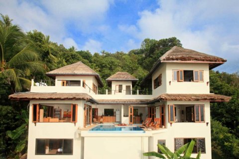 Пентхаус в Сураттхани, Таиланд с 13 спальнями № 132489 - фото 1