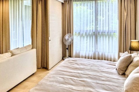Condo in Bangkok, Thailand, 1 bedroom  № 119781 - photo 4