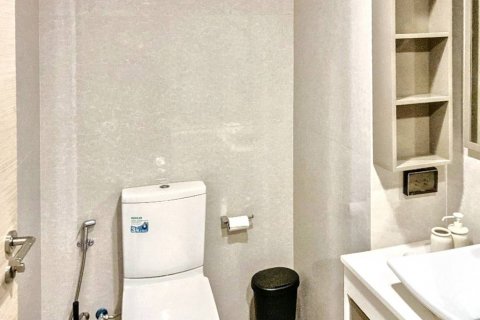Condo in Bangkok, Thailand, 1 bedroom  № 119781 - photo 8