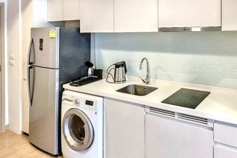Condo in Bangkok, Thailand, 1 bedroom  № 119781 - photo 5