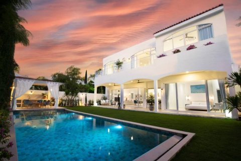 Villa in Rawai, Thailand 4 bedrooms № 119783 - photo 2